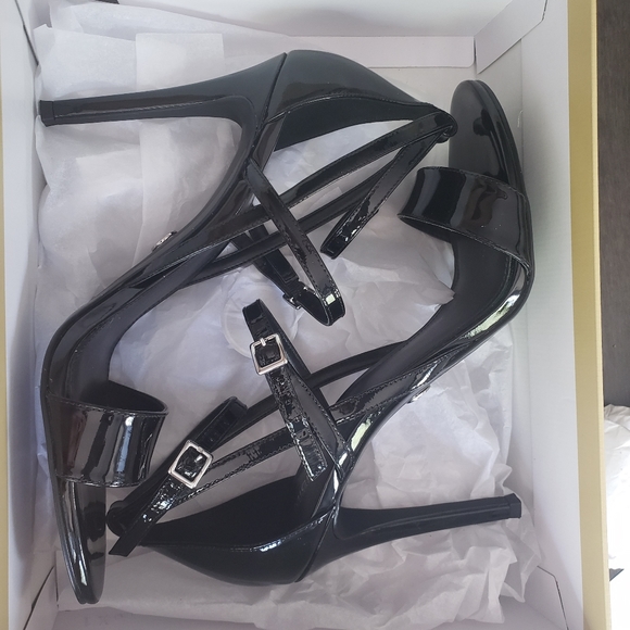 Michael Kors Heels - Picture 3 of 7